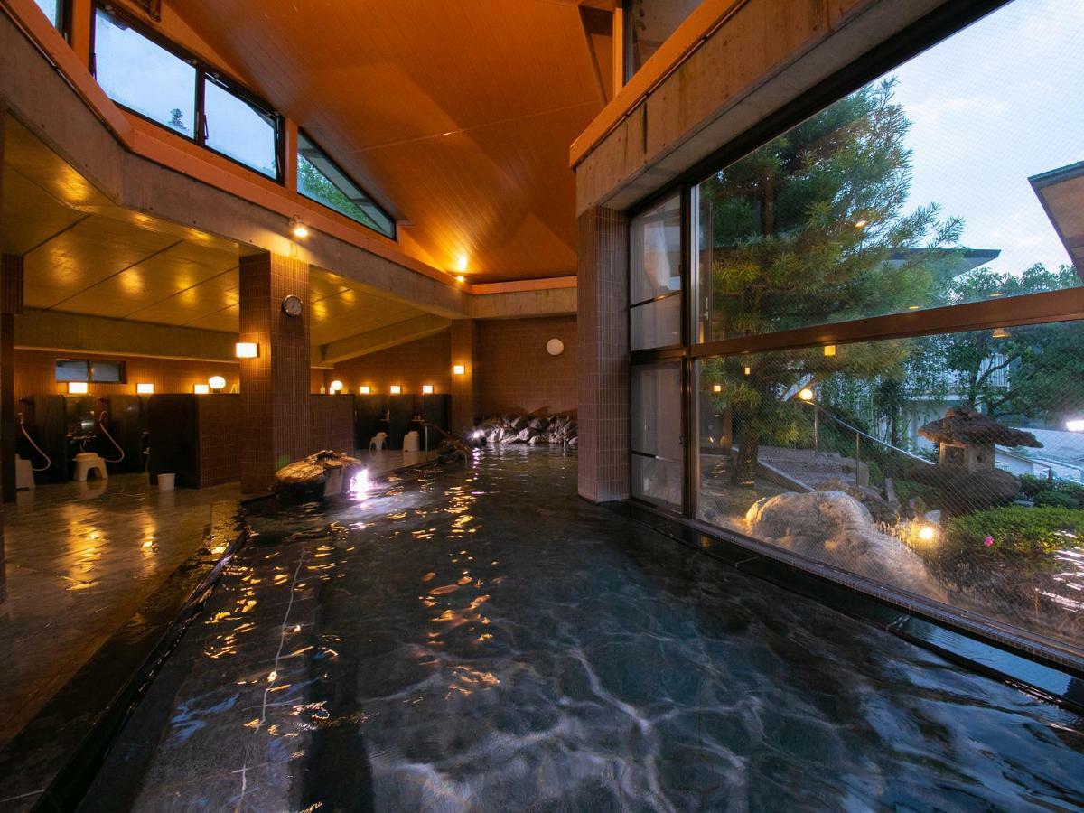 Iwakuni Kokusai Kanko Hotel Exteriér fotografie