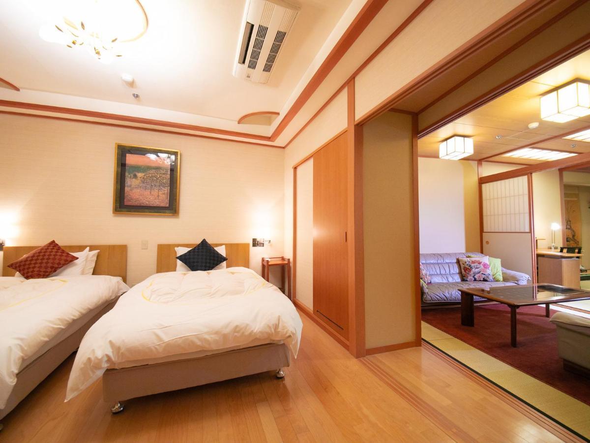 Iwakuni Kokusai Kanko Hotel Exteriér fotografie